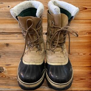 *READ Description* Women’s Sorel Caribou 6.5 Boots